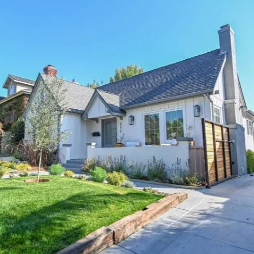Accessory dwelling unit design — detached backyard ADU for a Valley lot